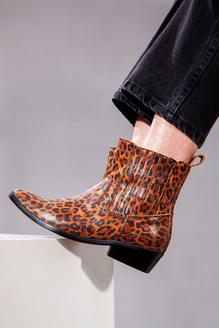 Elige tus botines laura