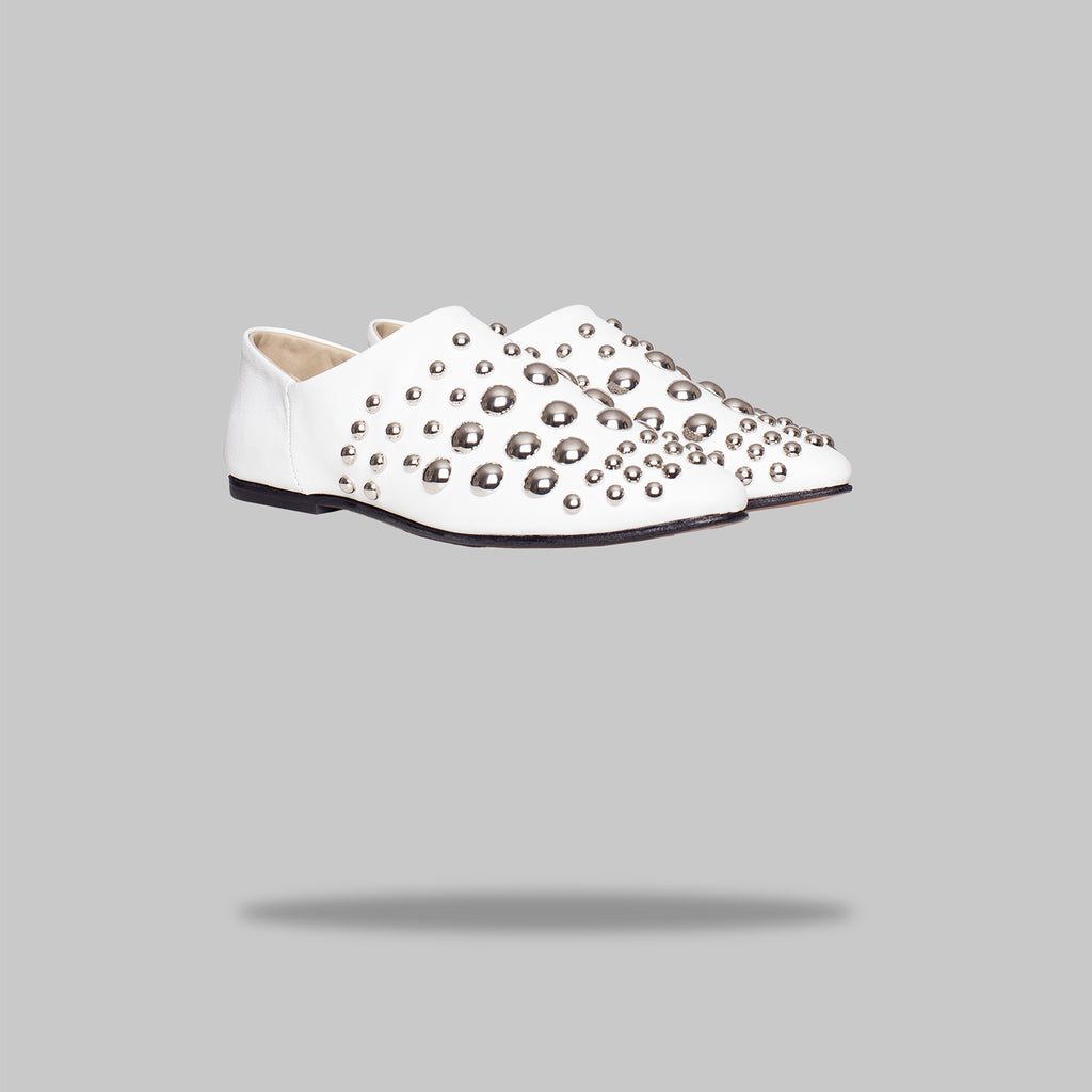 babucha amalia blanco tachas plata