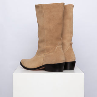 bota dolores reno arena