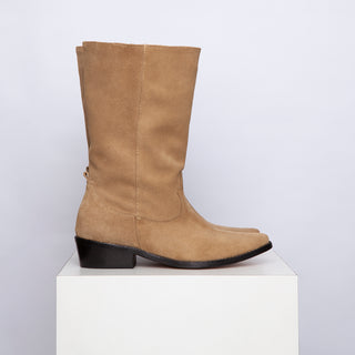 bota dolores reno arena