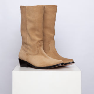 bota dolores reno arena