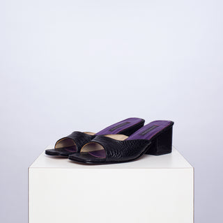 zapato con taco Helena caimán negro