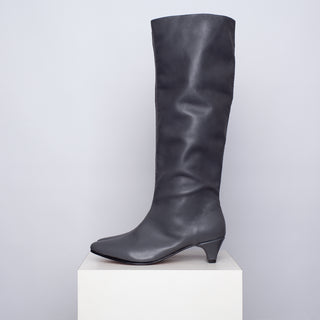 bota isidora gris