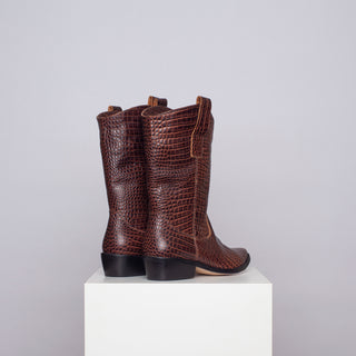 bota jacinta croco chocolate