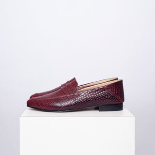 mocasín lucía croco burdeos