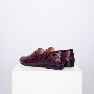 mocasín lucía croco burdeos