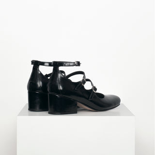 zapato con taco Mary Jane Pérez Negro
