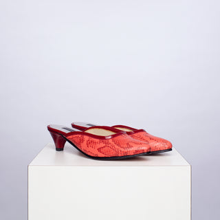 zapato con taco renata serpiente coral
