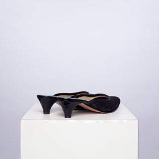 zapato con taco renata serpiente negro