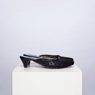 zapato con taco renata serpiente negro