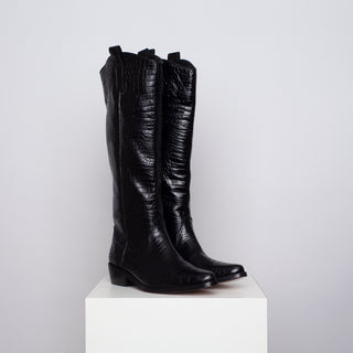 bota teodora caimán negro