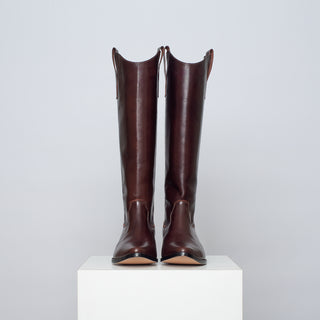 bota teodora chocolate