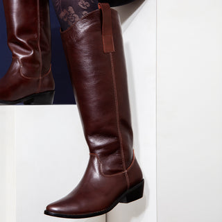 bota teodora chocolate
