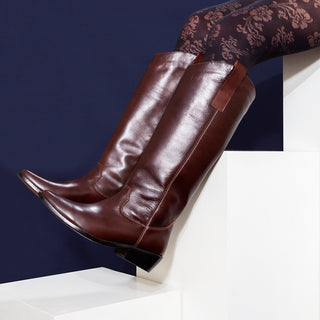 bota teodora chocolate
